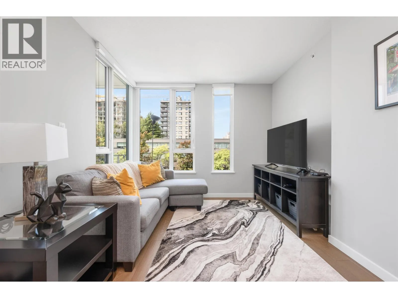 309 2888 CAMBIE STREET