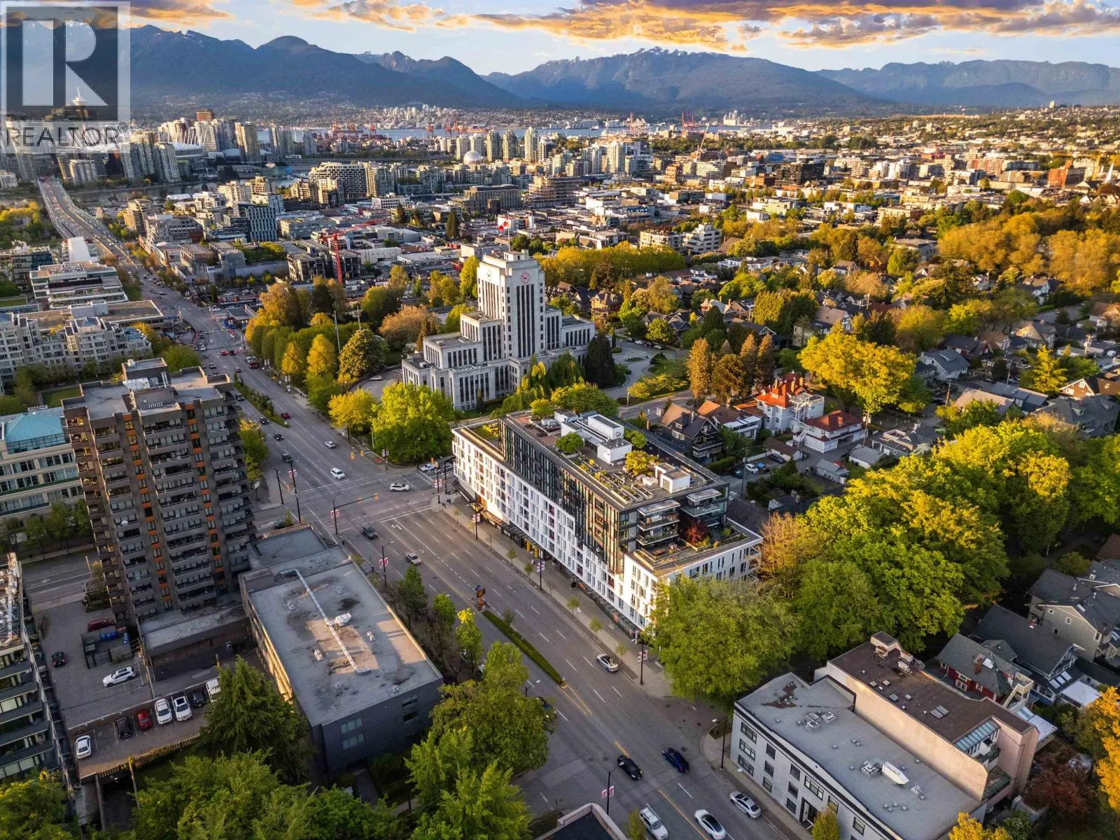 309 2888 CAMBIE STREET