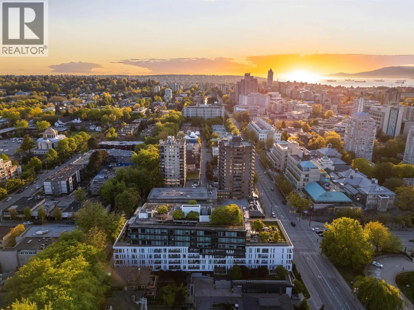 309 2888 CAMBIE STREET