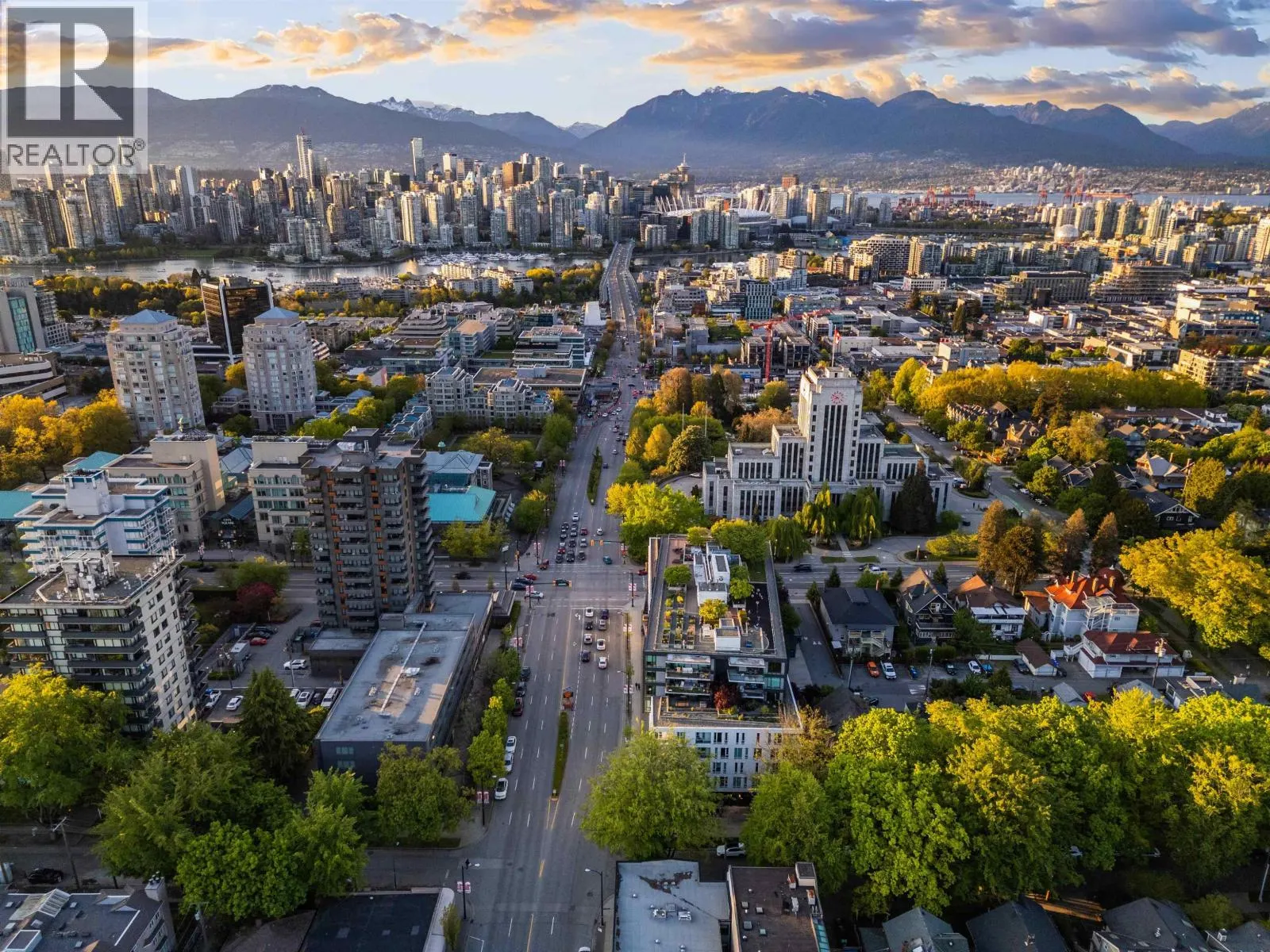 309 2888 CAMBIE STREET