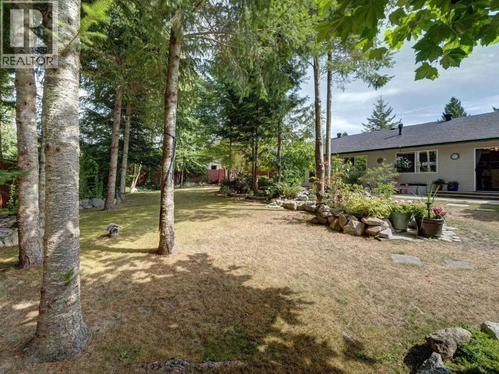 5629 CURTIS PLACE