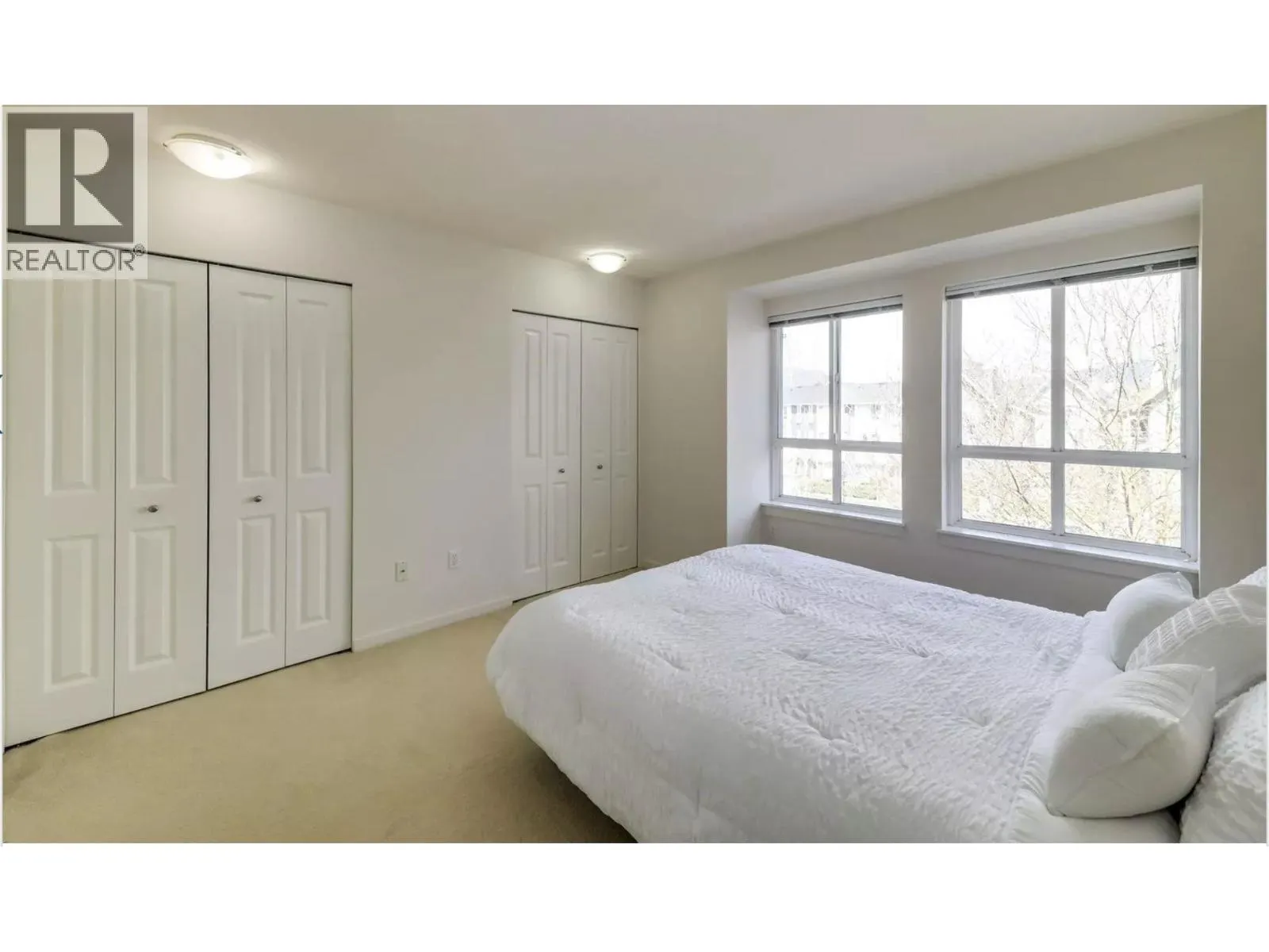21 2418 AVON PLACE