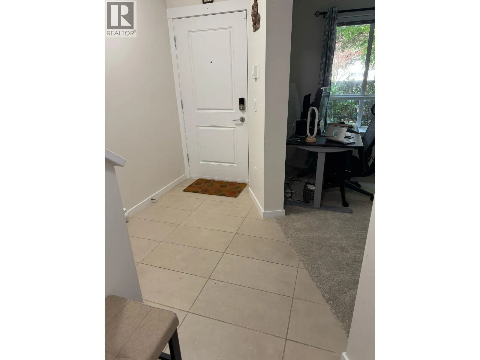 21 2418 AVON PLACE