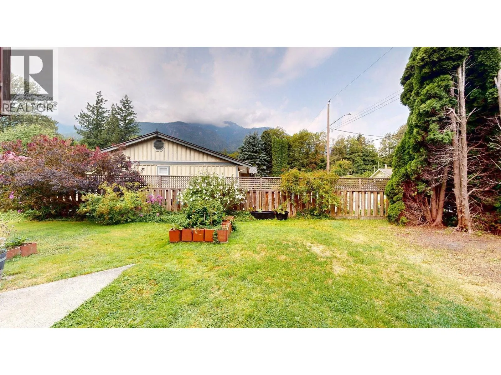 41599 COTTONWOOD ROAD