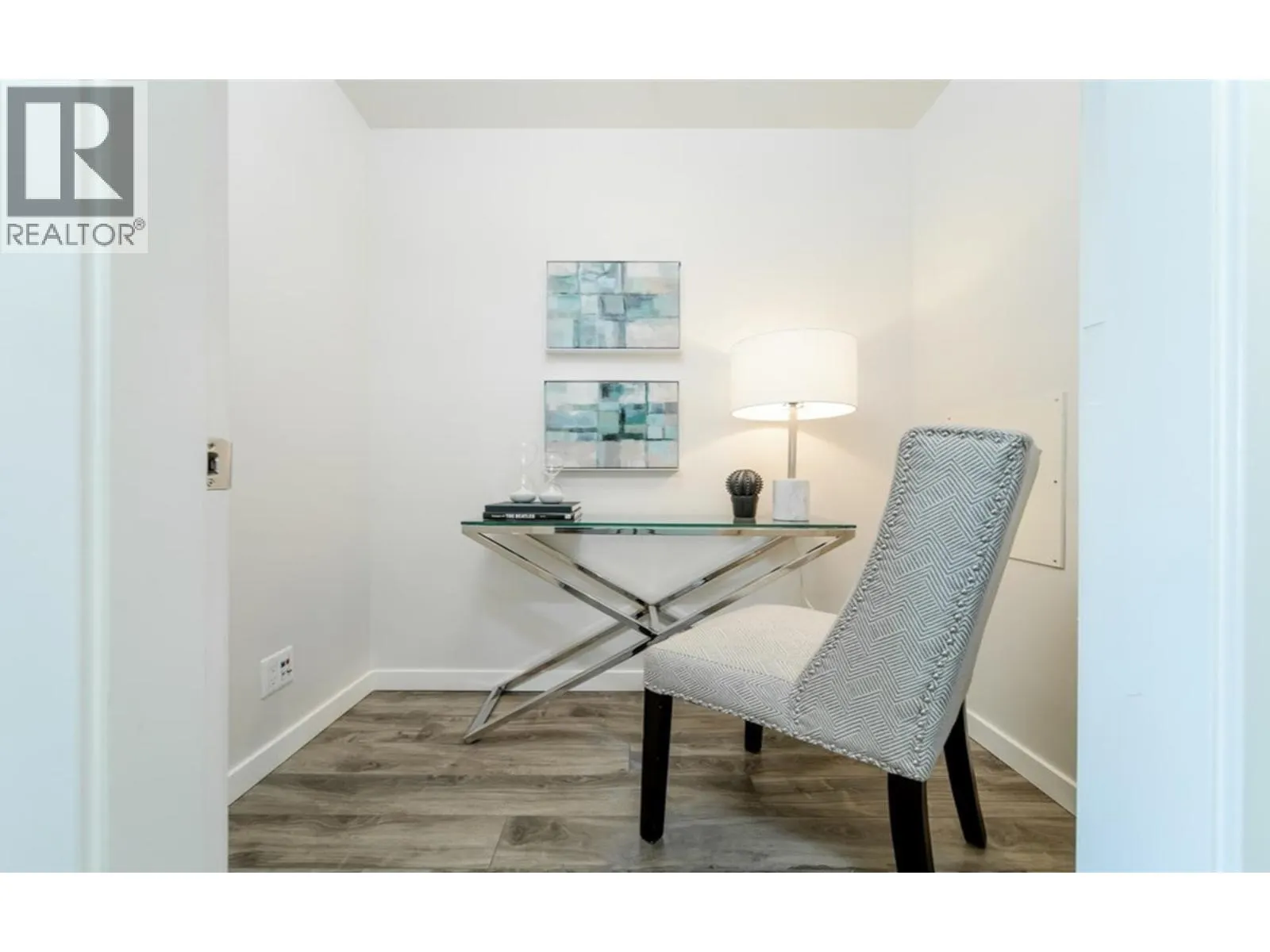 207 1068 W BROADWY