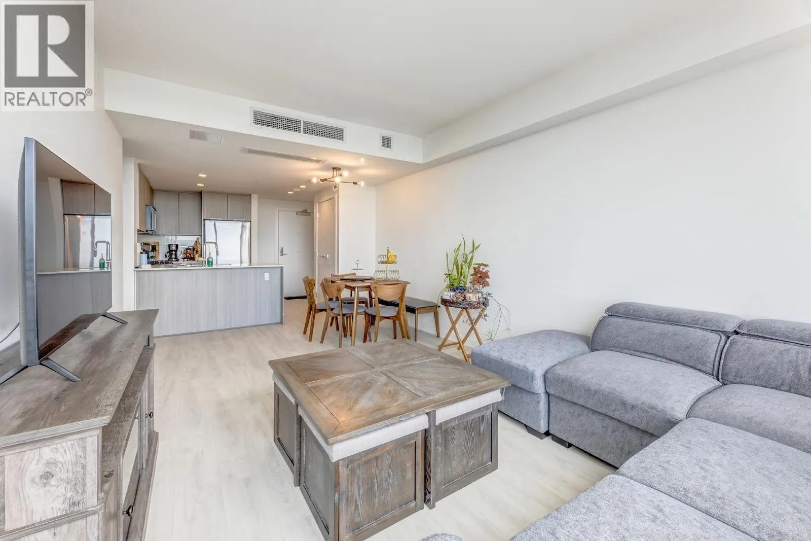 1304 1471 HUNTER STREET
