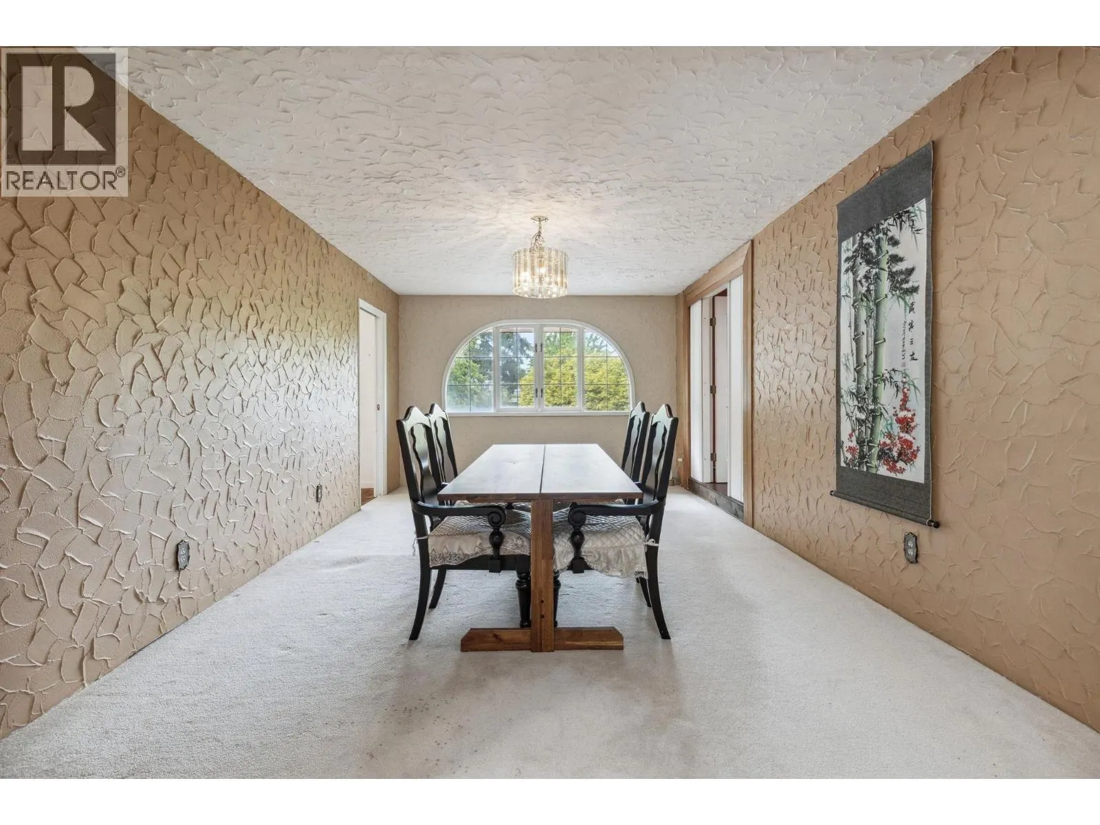 4523 KING EDWARD PLACE