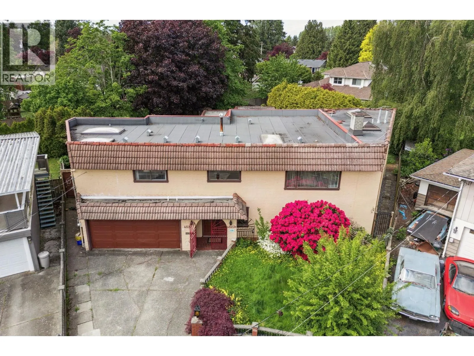 4523 KING EDWARD PLACE