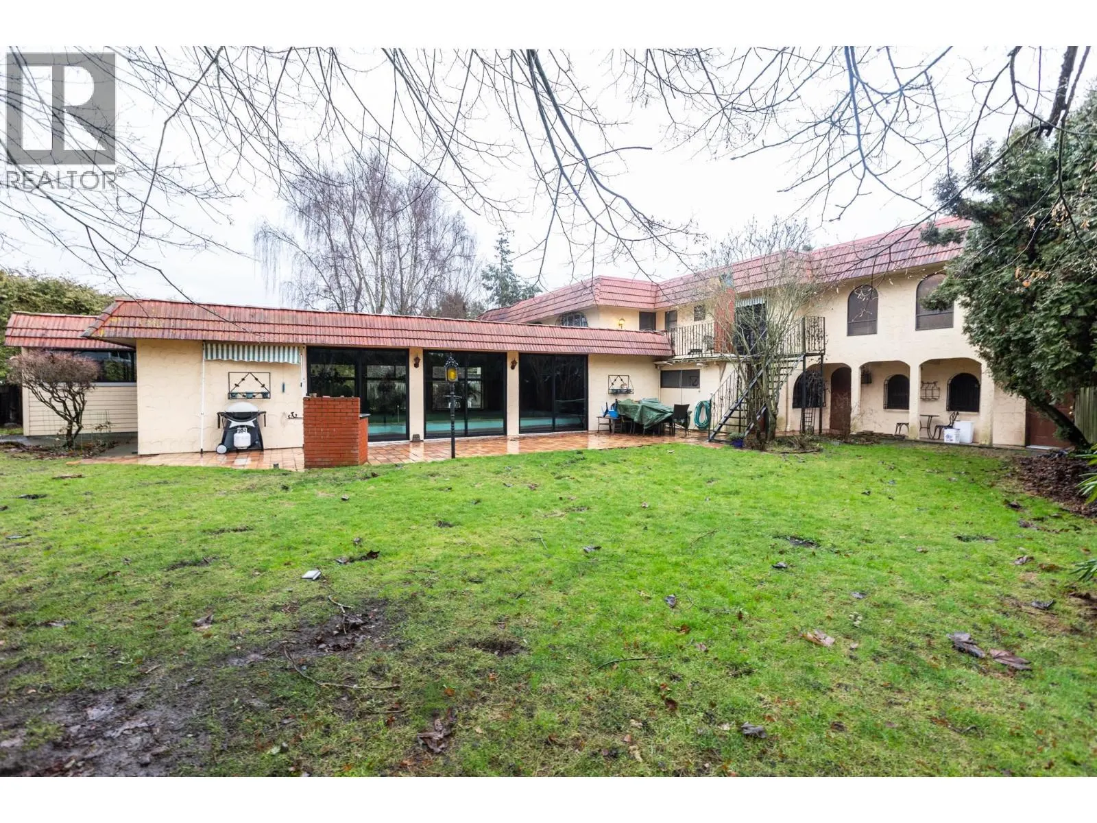 4523 KING EDWARD PLACE