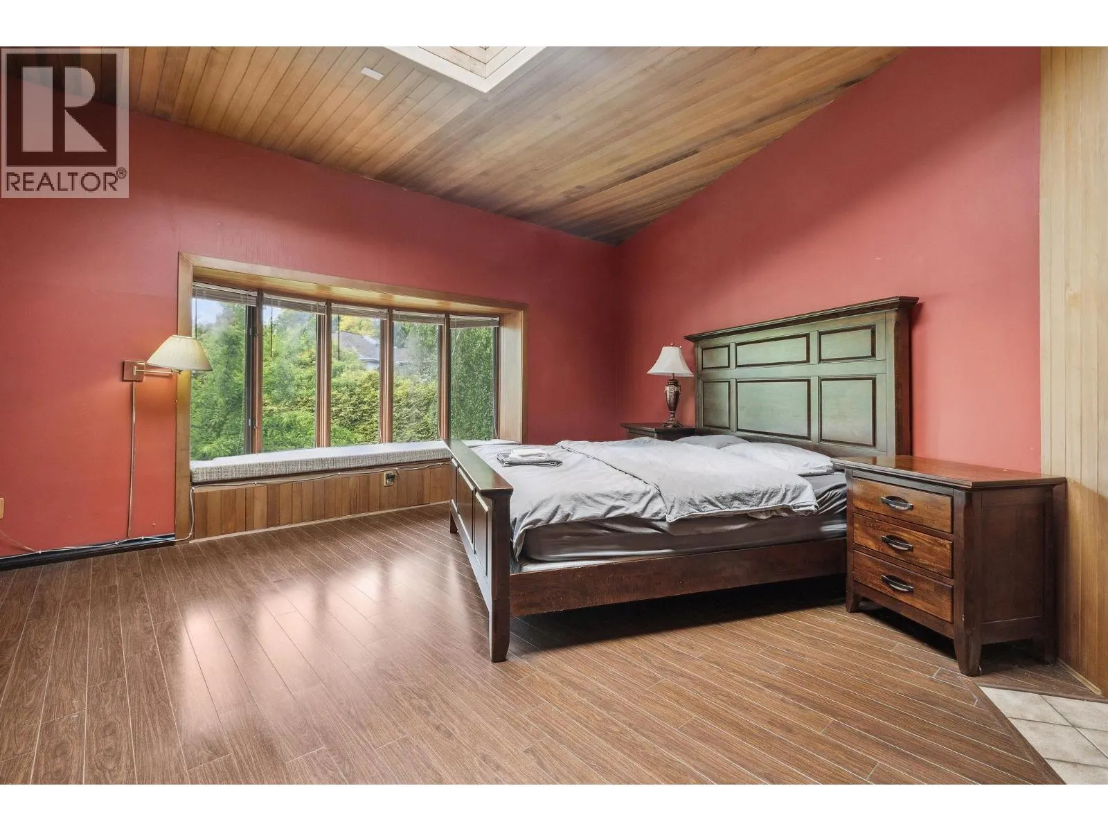 4523 KING EDWARD PLACE