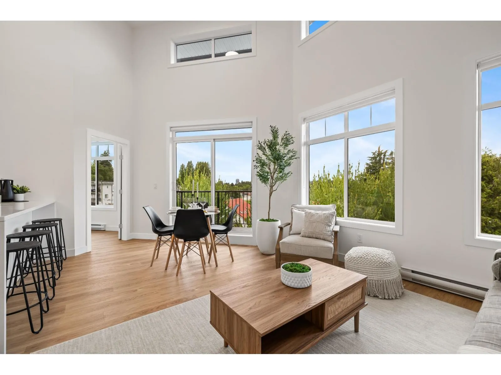 511 33816 SOUTH FRASER WAY