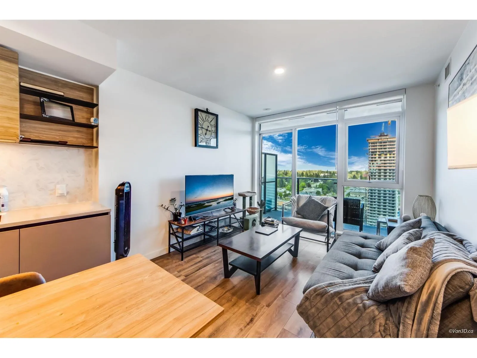 23xx 13428 105 AVENUE