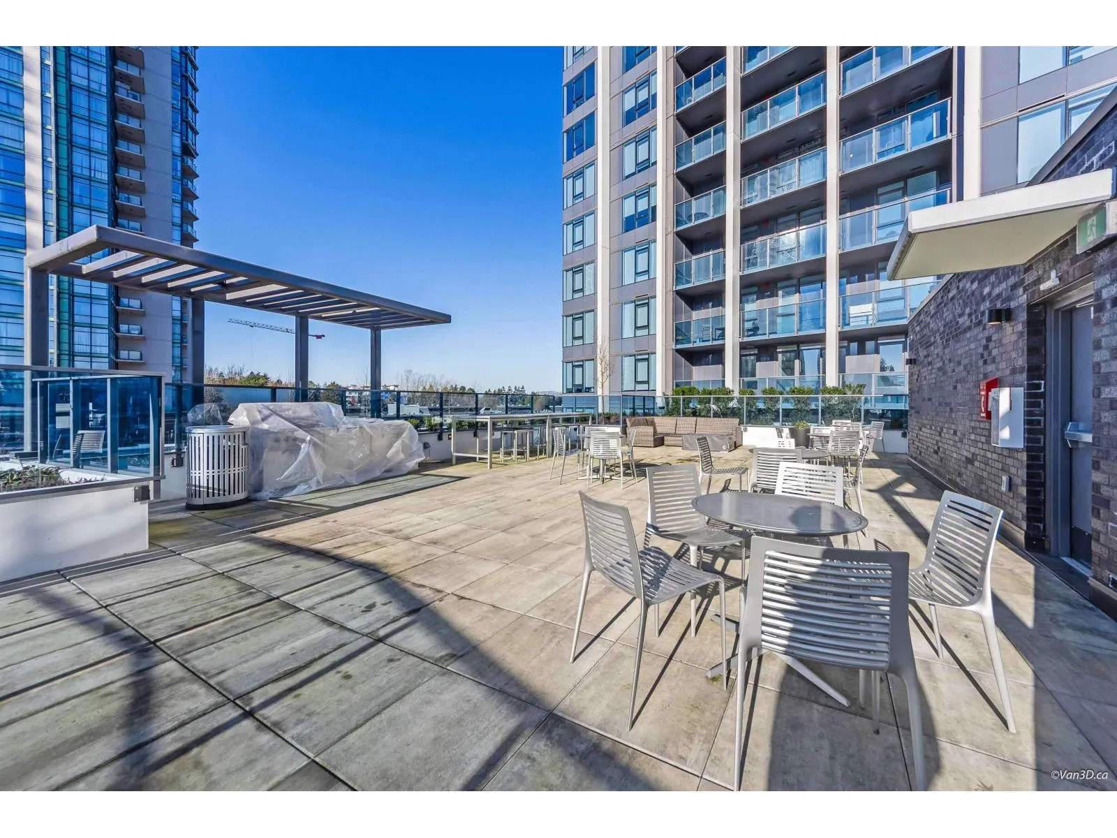 23xx 13428 105 AVENUE