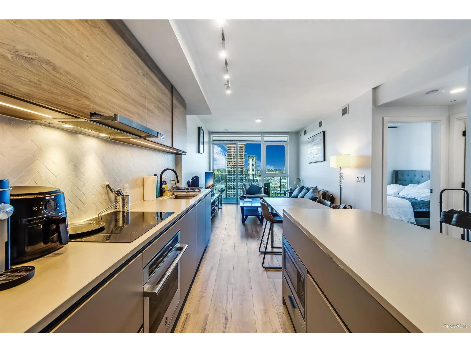 23xx 13428 105 AVENUE