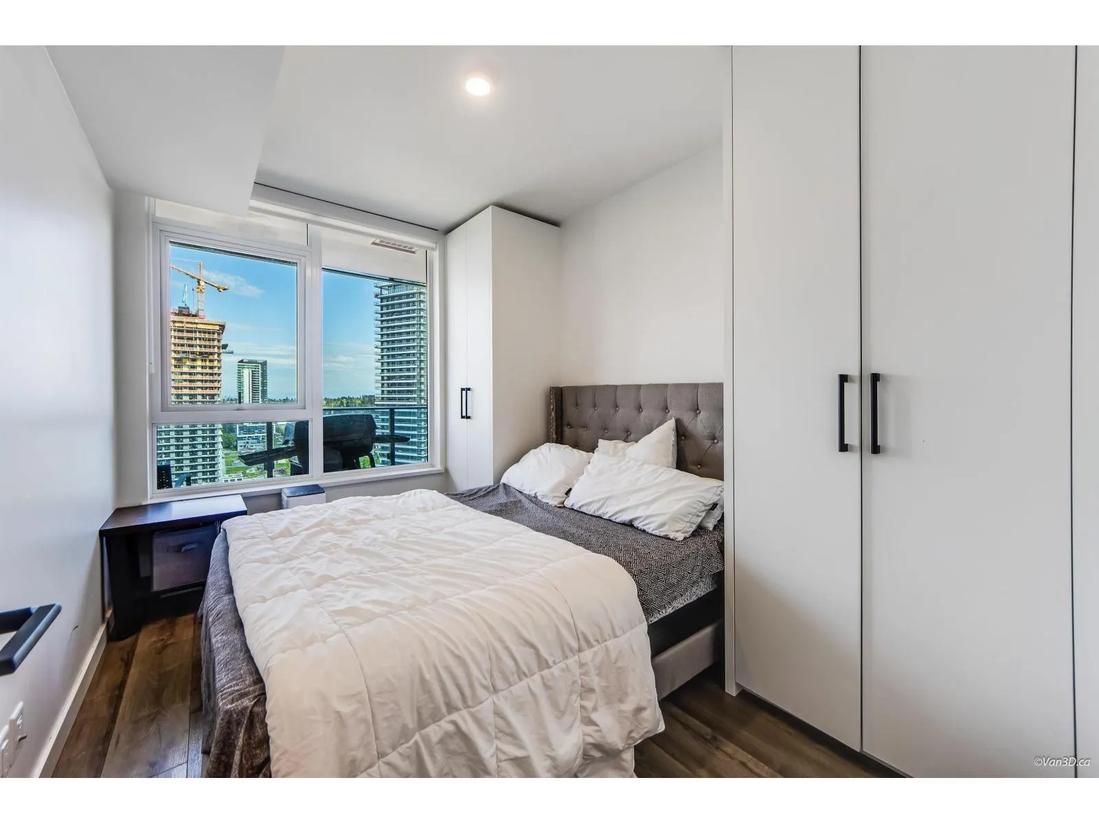 23xx 13428 105 AVENUE