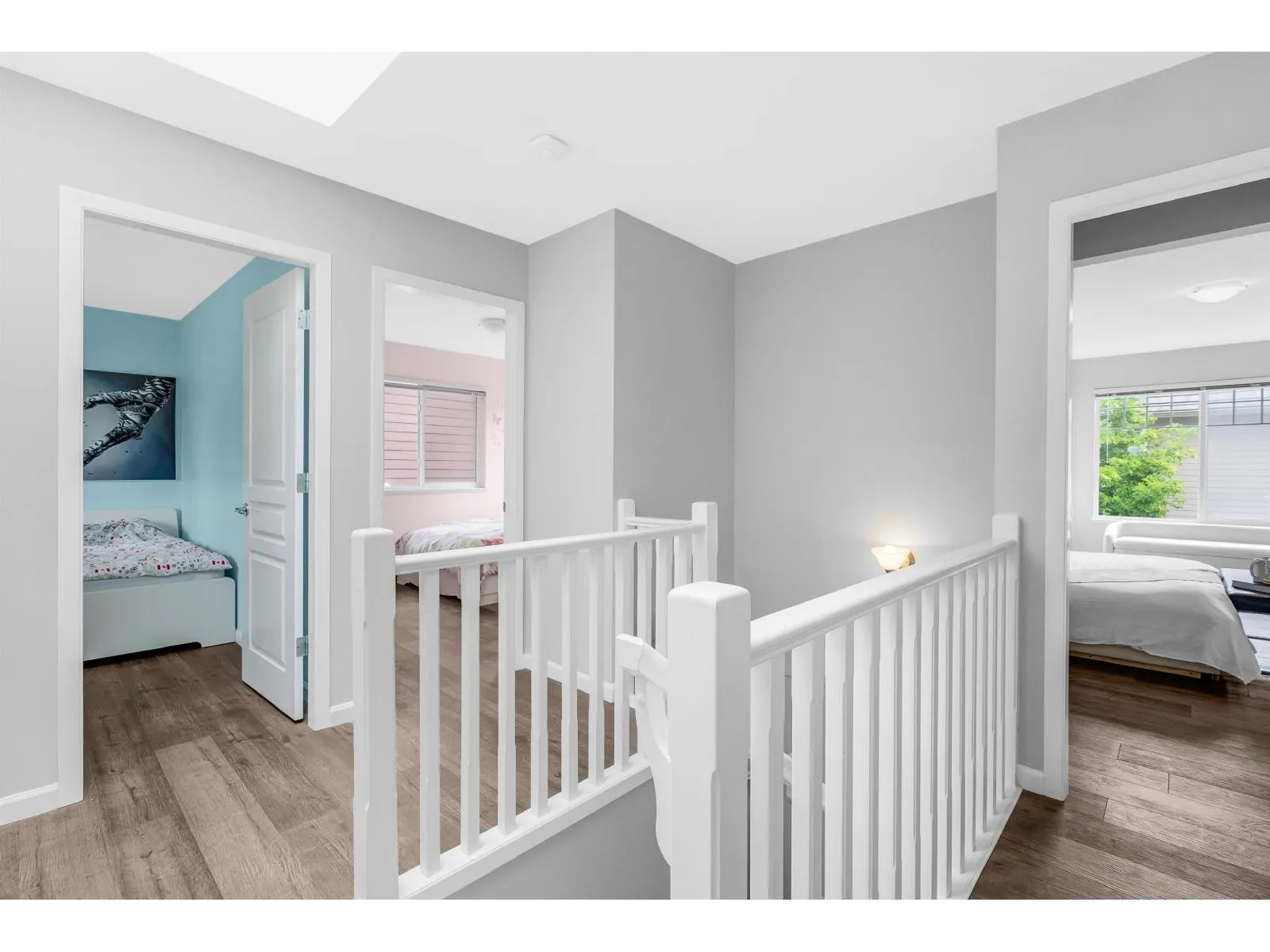 5 3363 ROSEMARY HEIGHTS CRESCENT