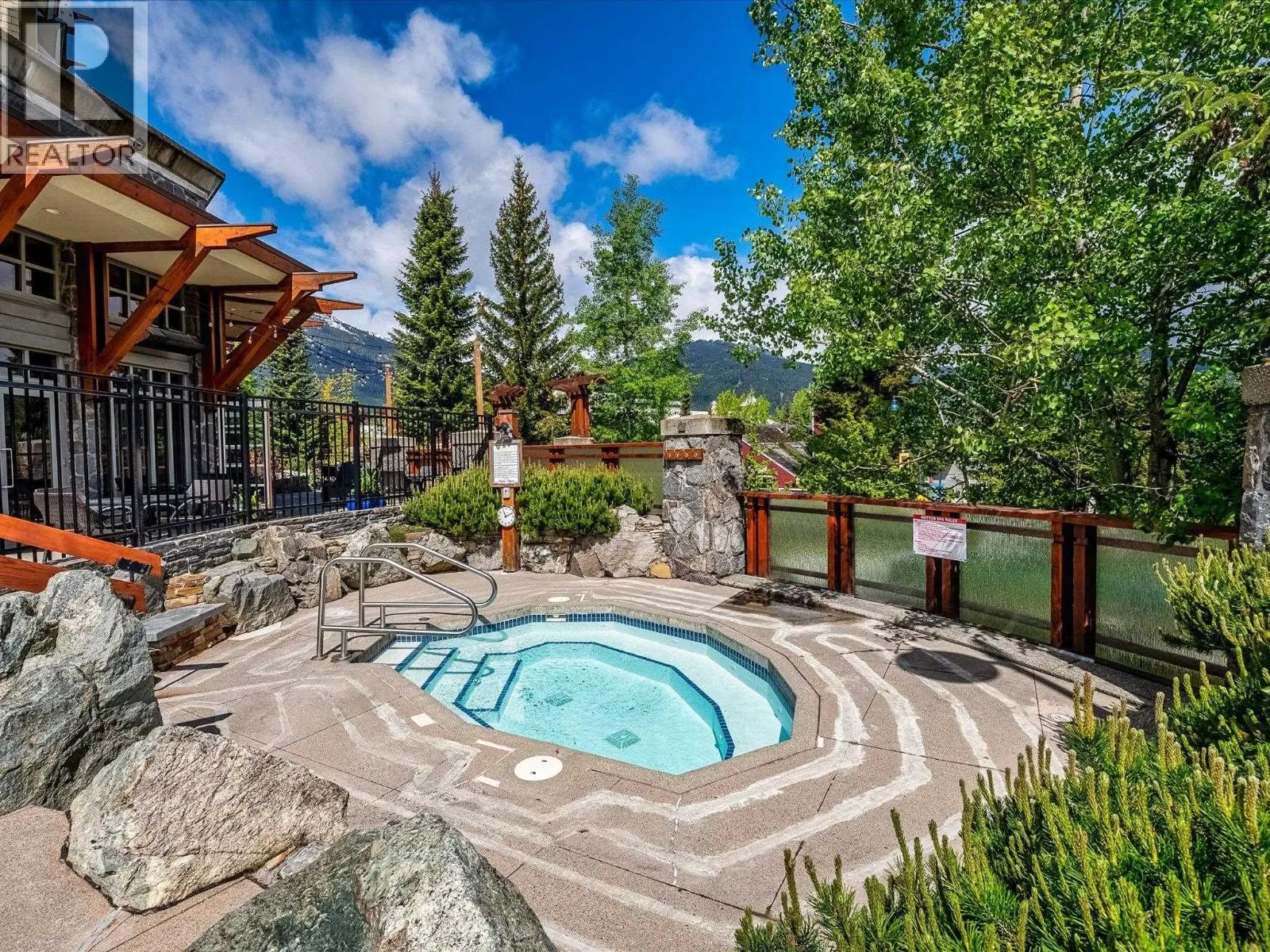 4417 4299 BLACKCOMB WAY