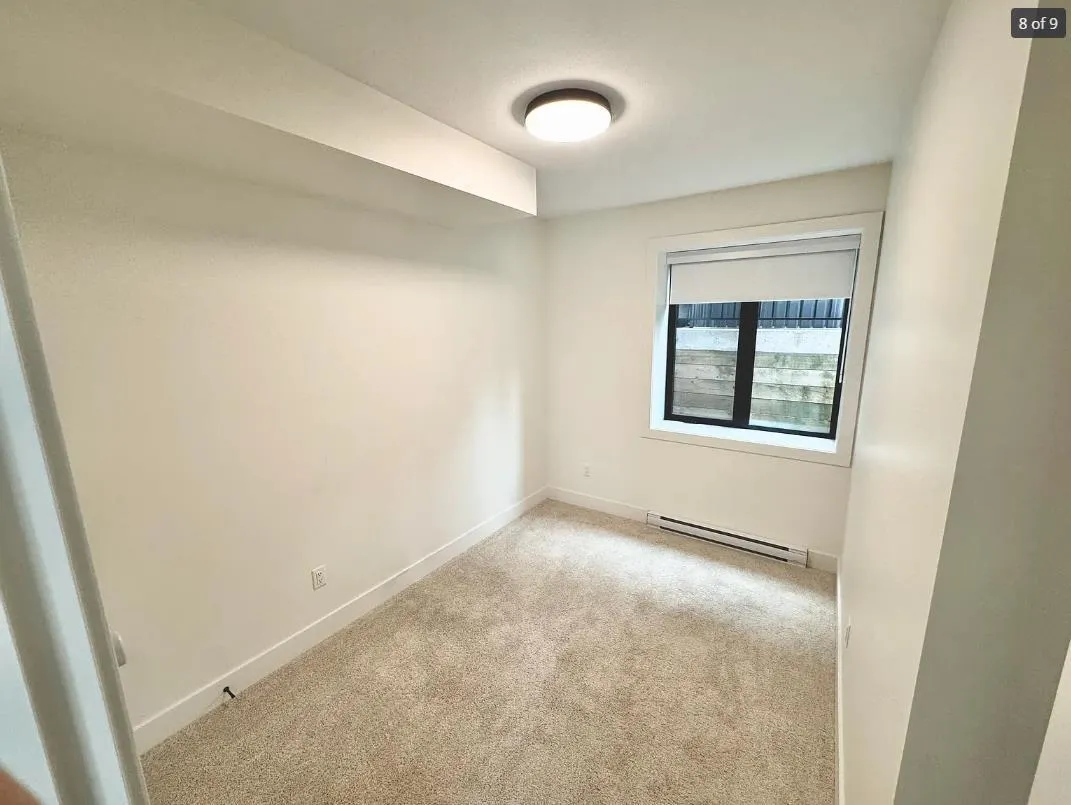 LEGAL Bsmt 22184 44A AVENUE