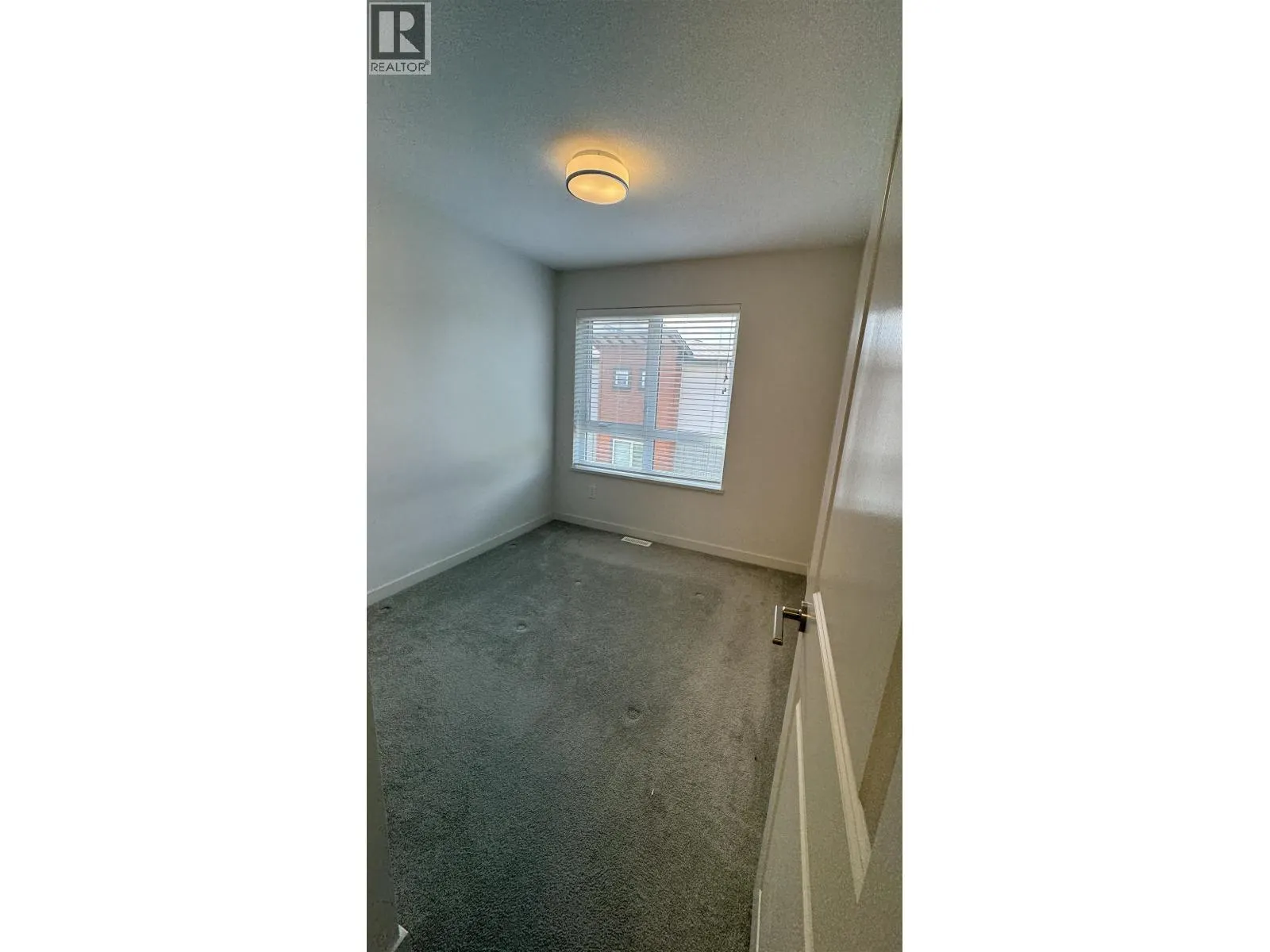 XX 10311 RIVER DRIVE