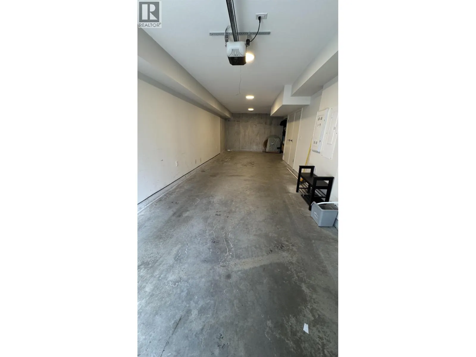 XX 10311 RIVER DRIVE