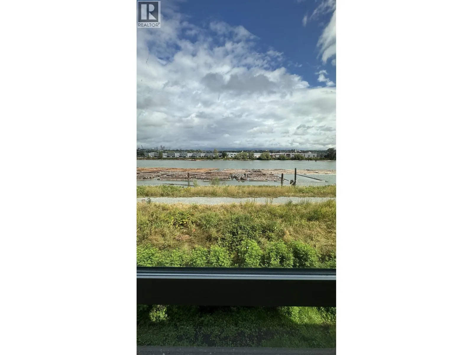 XX 10311 RIVER DRIVE