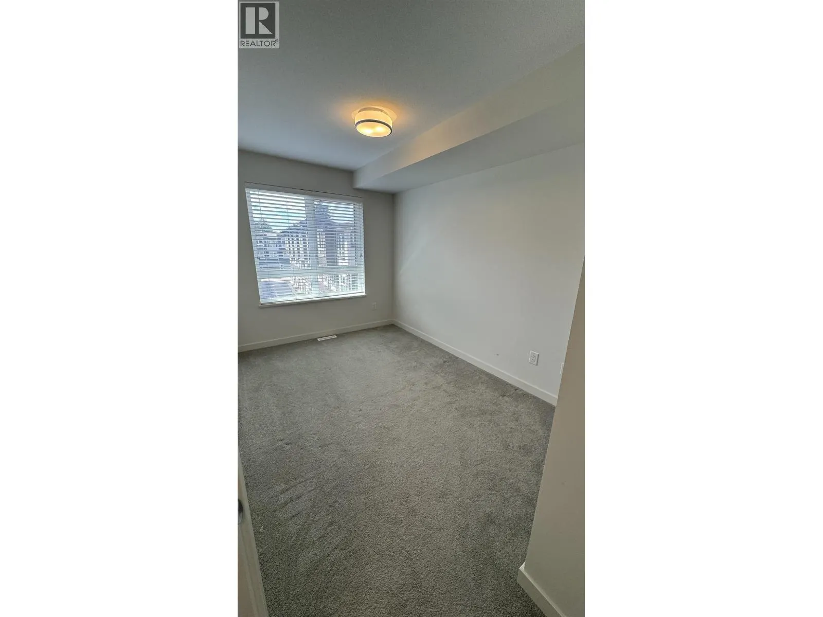 XX 10311 RIVER DRIVE