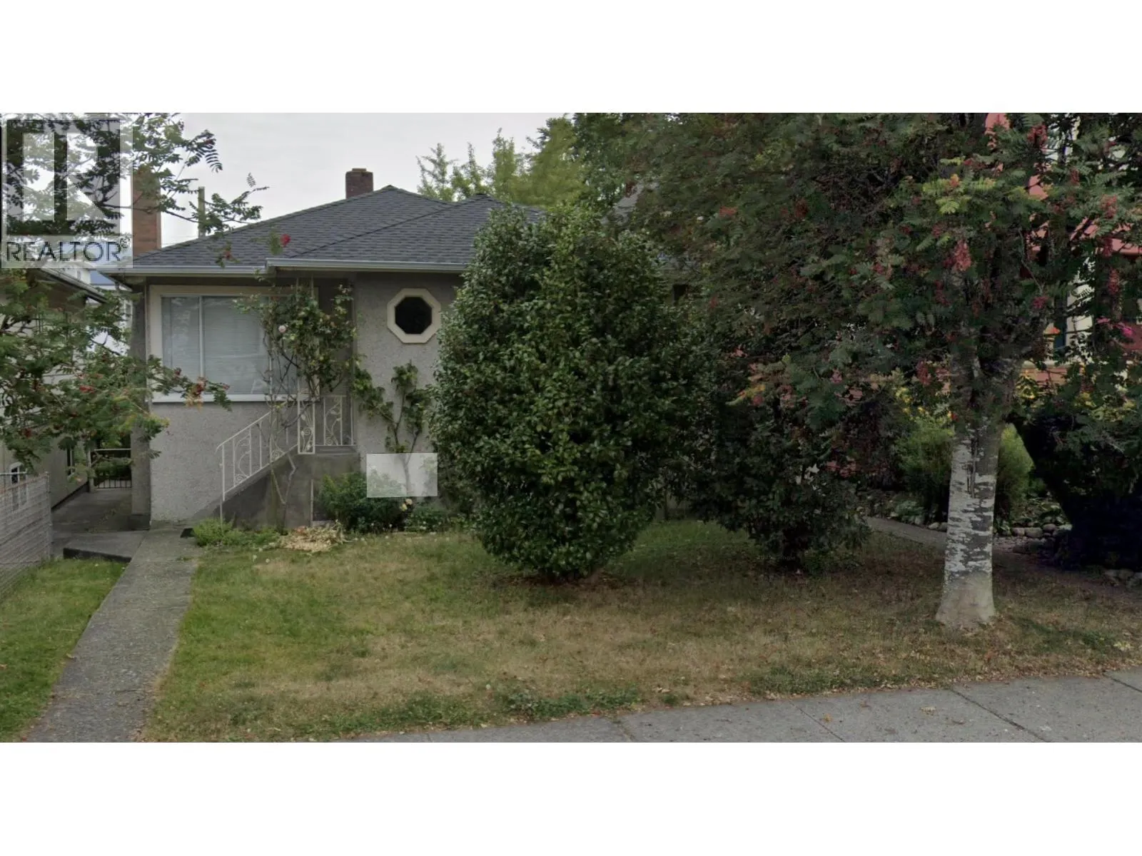 2423 FRANKLIN STREET