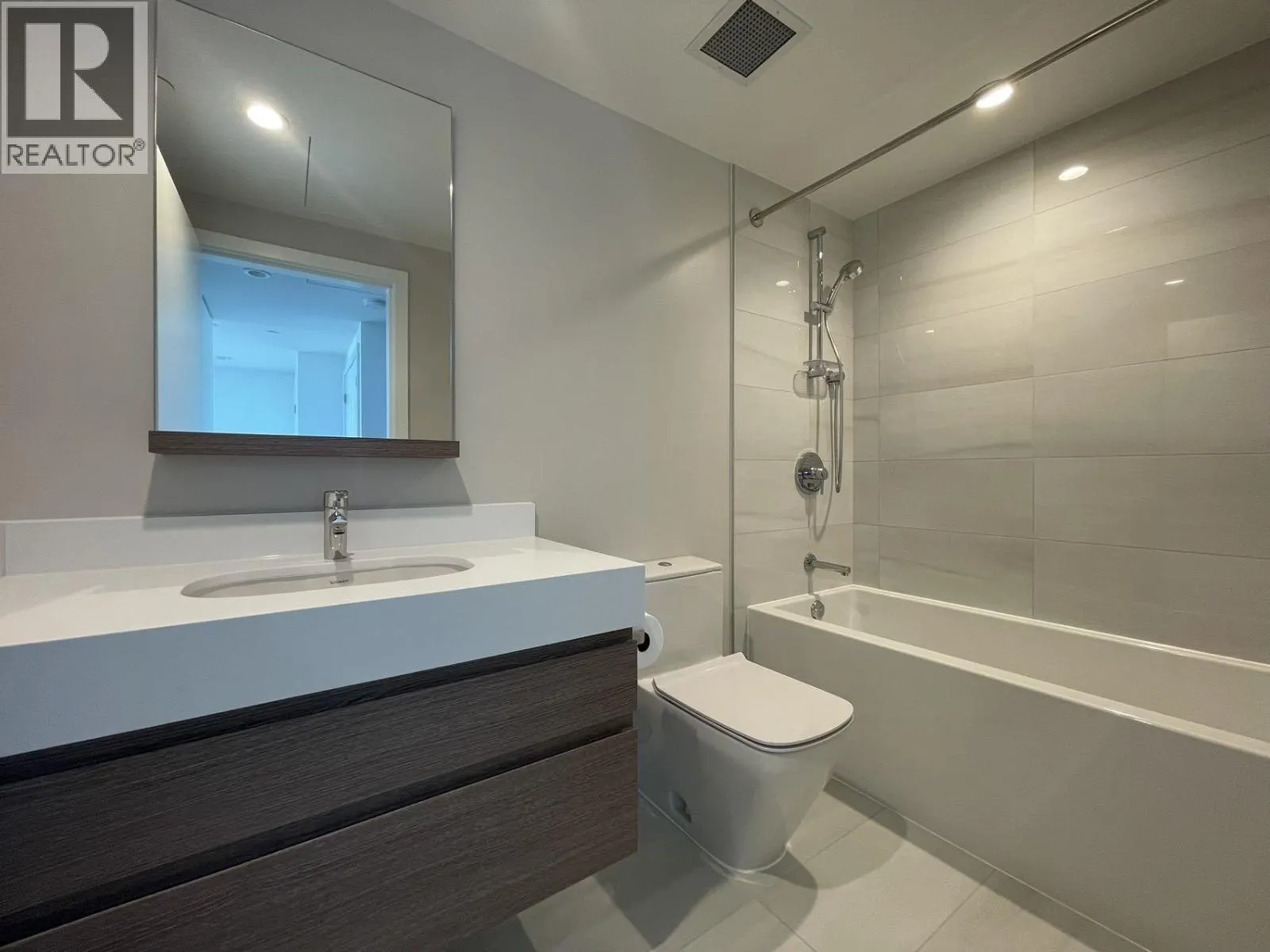 350x 6537 TELFORD AVENUE