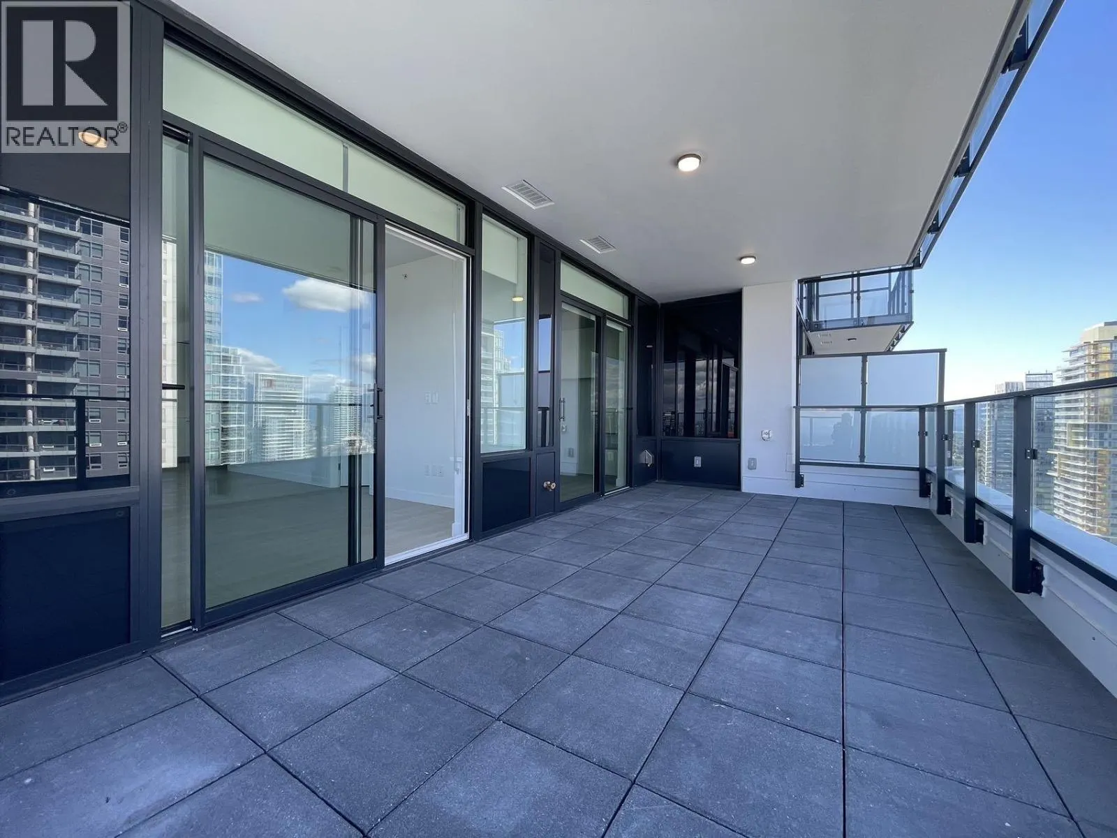 350x 6537 TELFORD AVENUE
