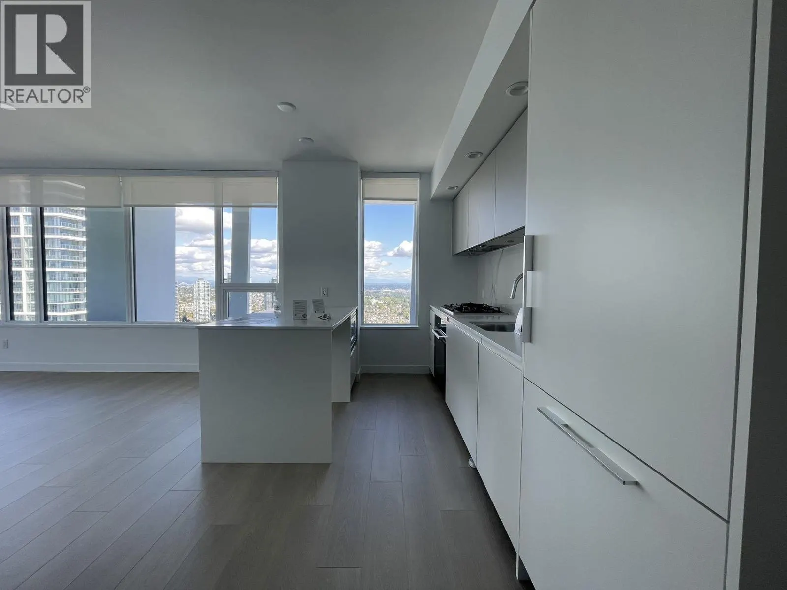 350x 6537 TELFORD AVENUE