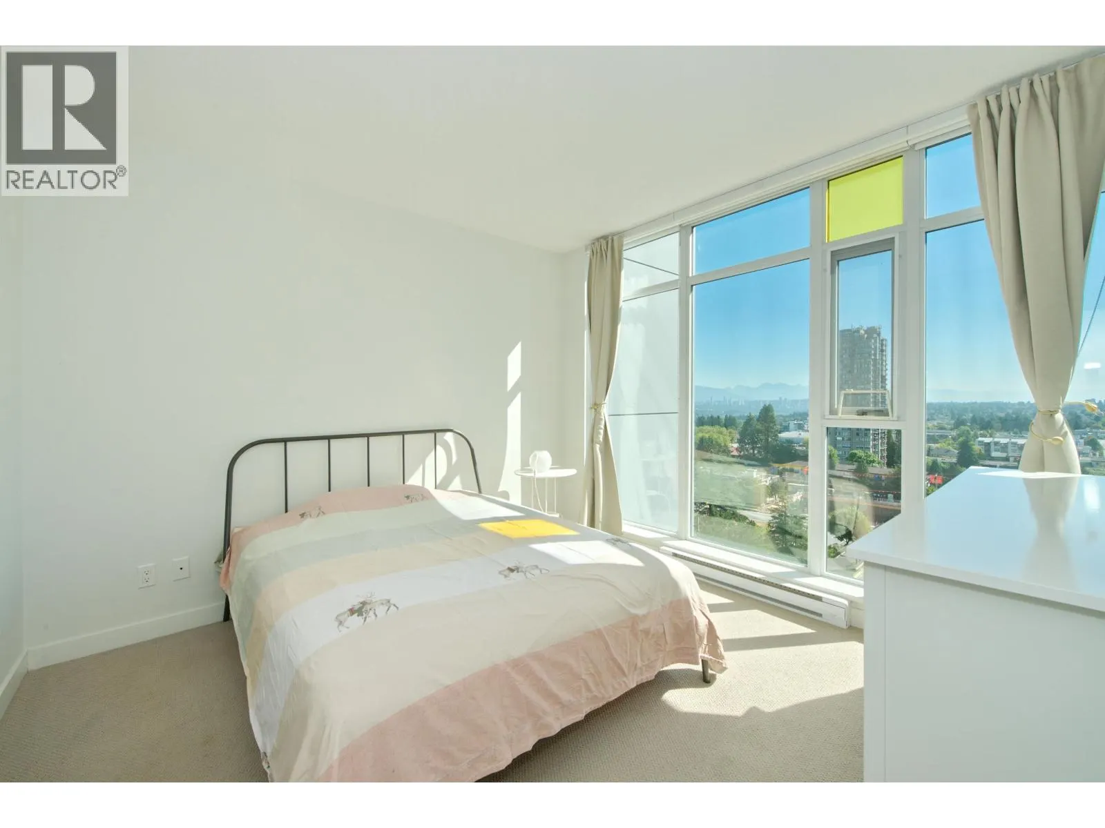 1802 6588 NELSON AVENUE