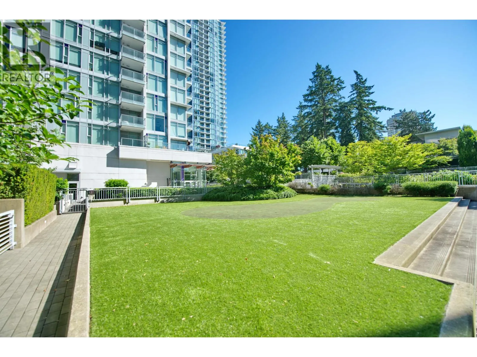 1802 6588 NELSON AVENUE