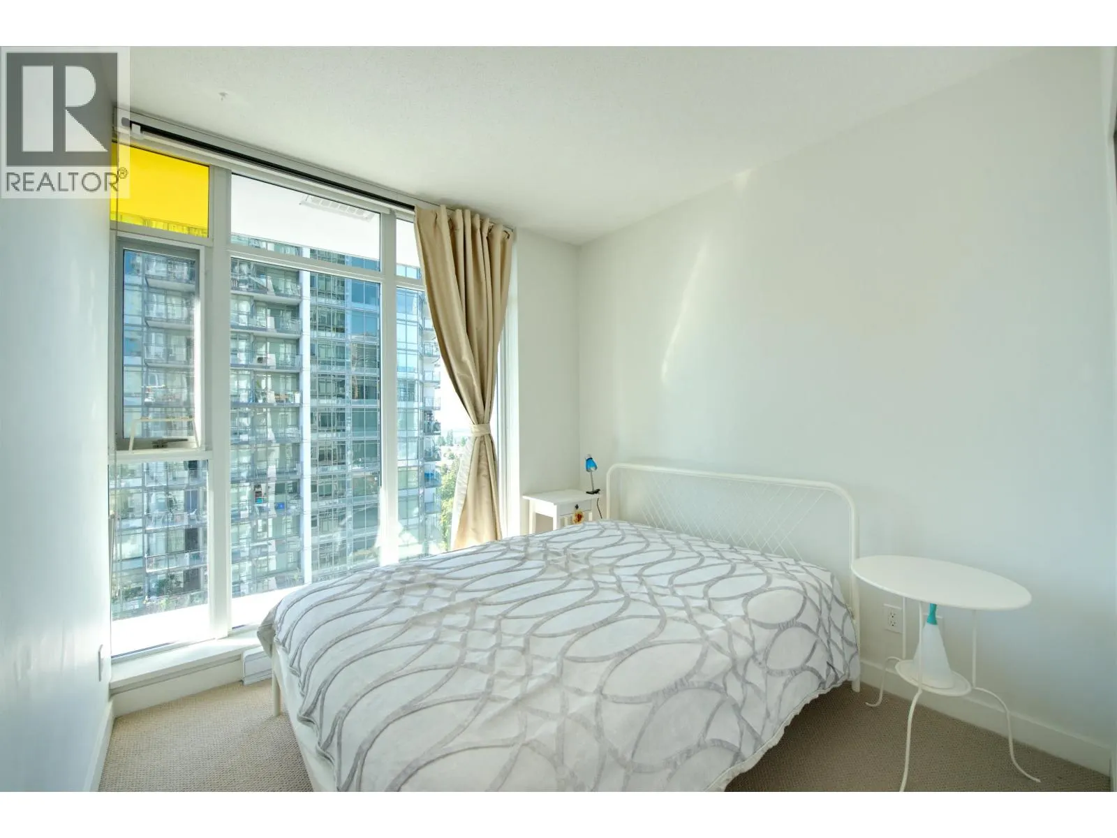 1802 6588 NELSON AVENUE