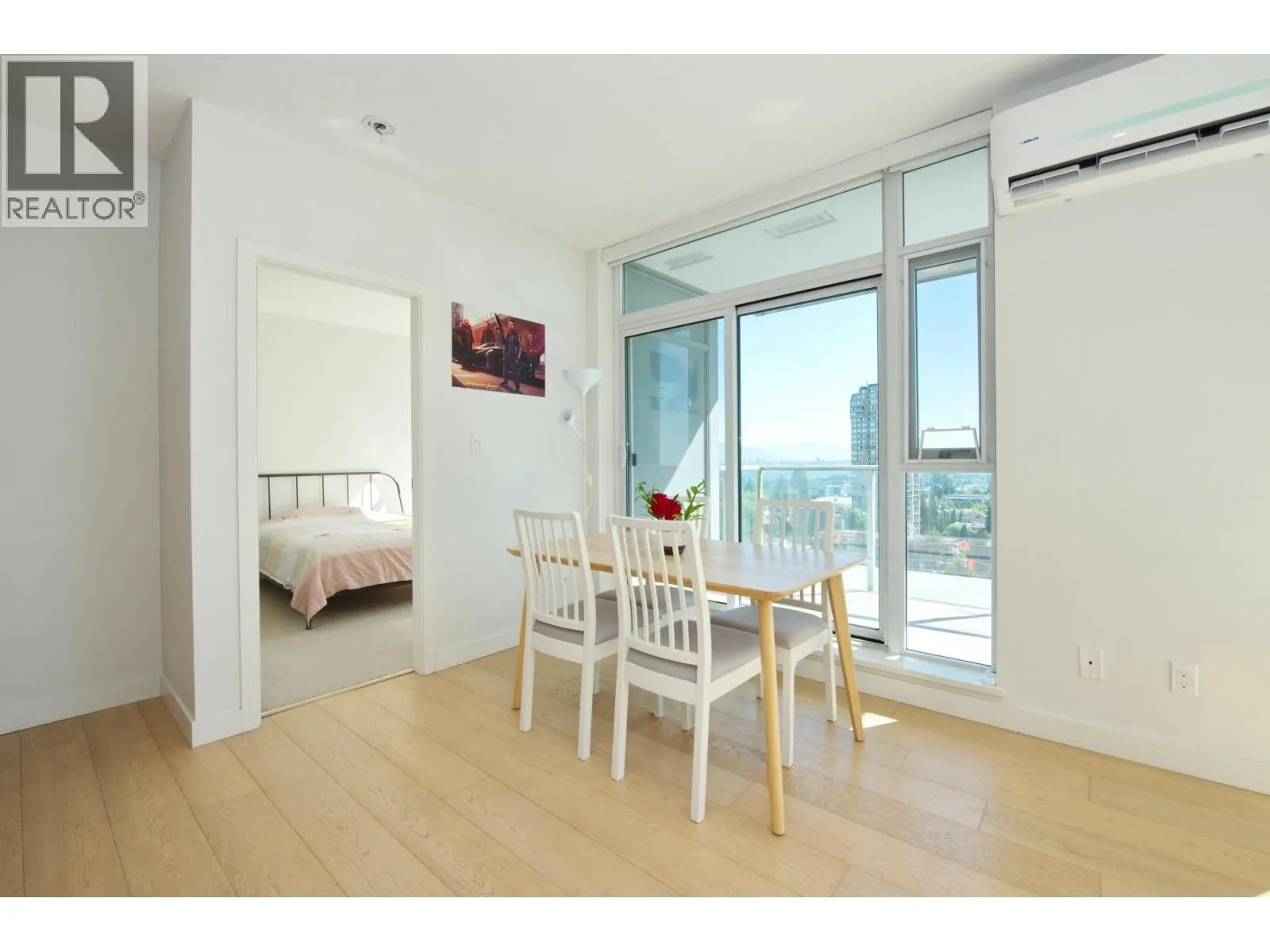 1802 6588 NELSON AVENUE