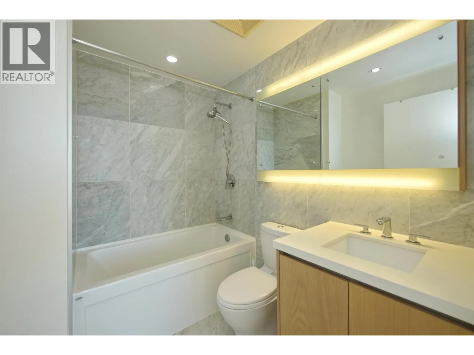 1802 6588 NELSON AVENUE
