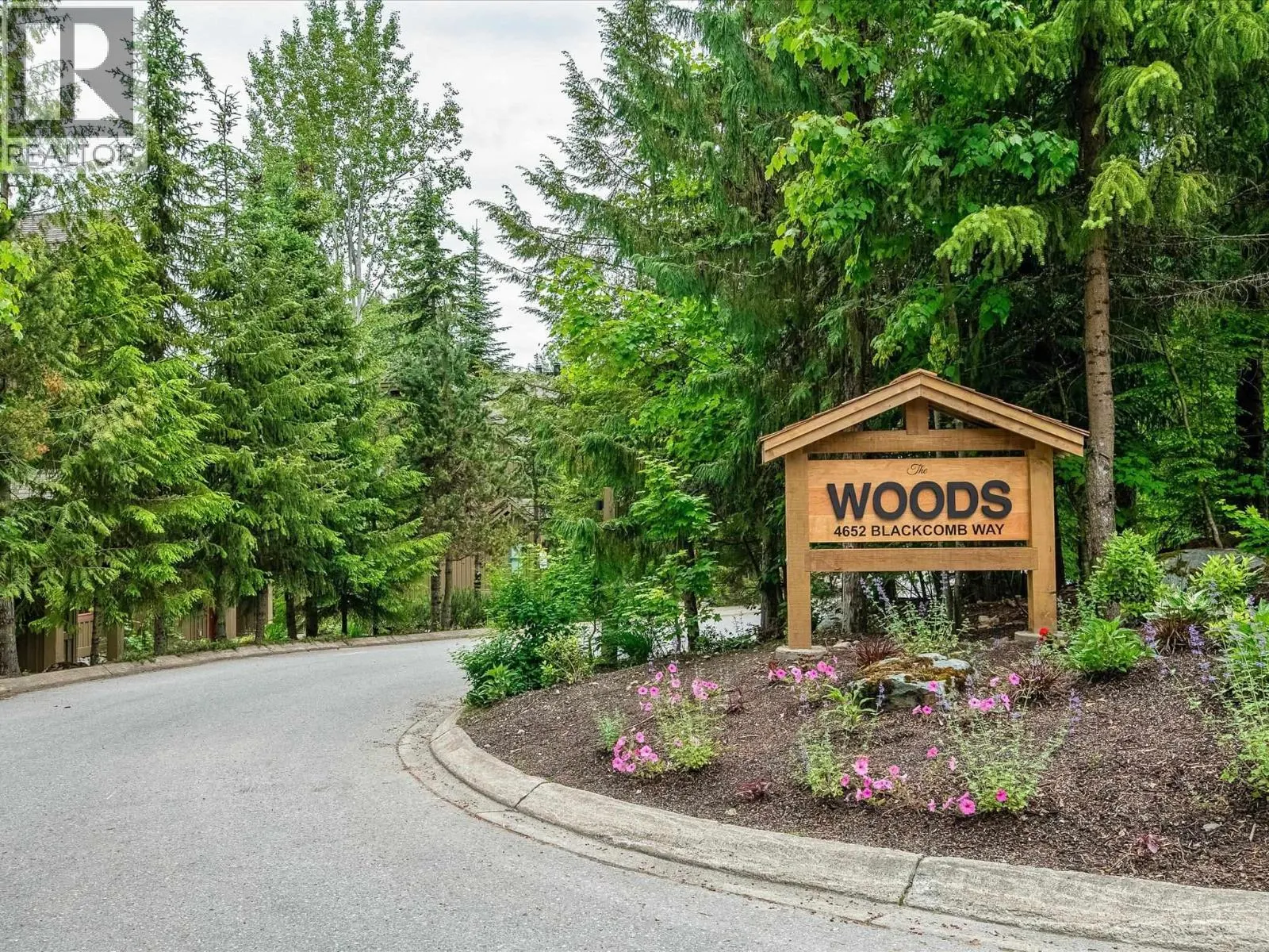 33 4652 BLACKCOMB WAY