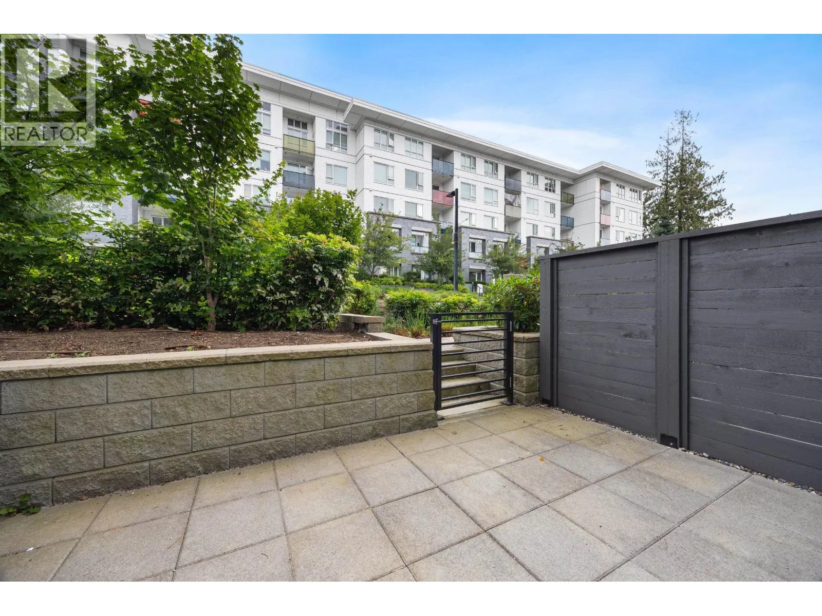 104 9228 SLOPES MEWS