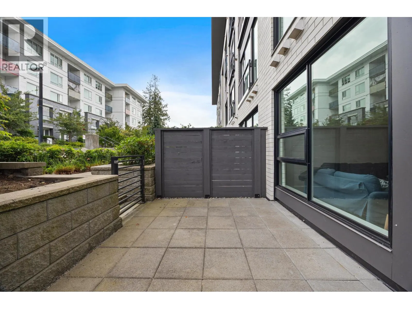 104 9228 SLOPES MEWS