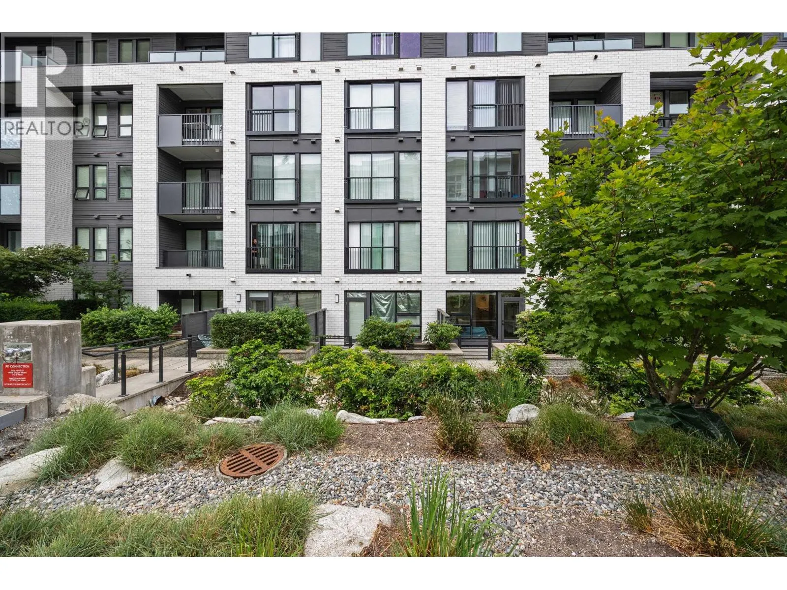 104 9228 SLOPES MEWS