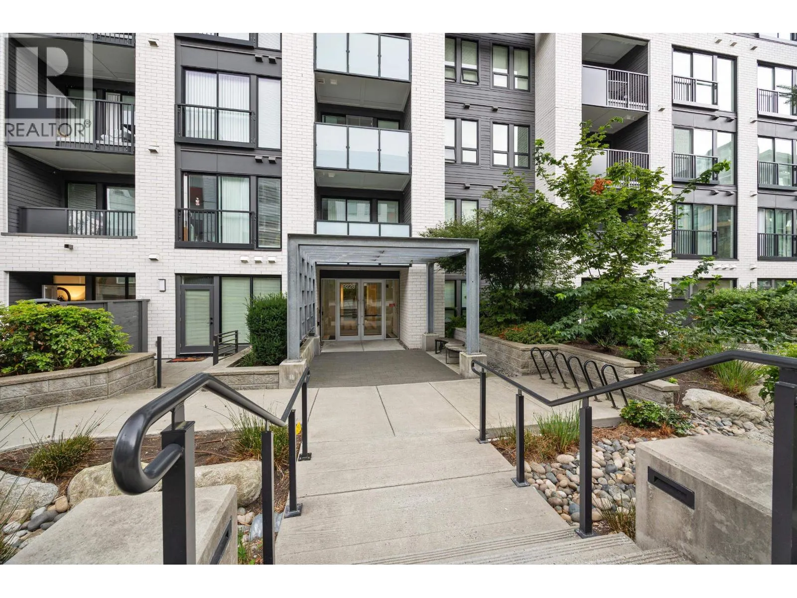 104 9228 SLOPES MEWS