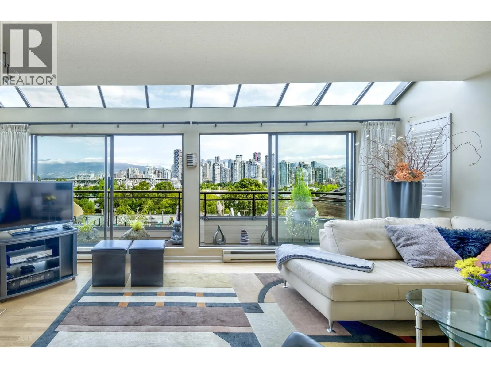 G 1215 W 7TH AVENUE