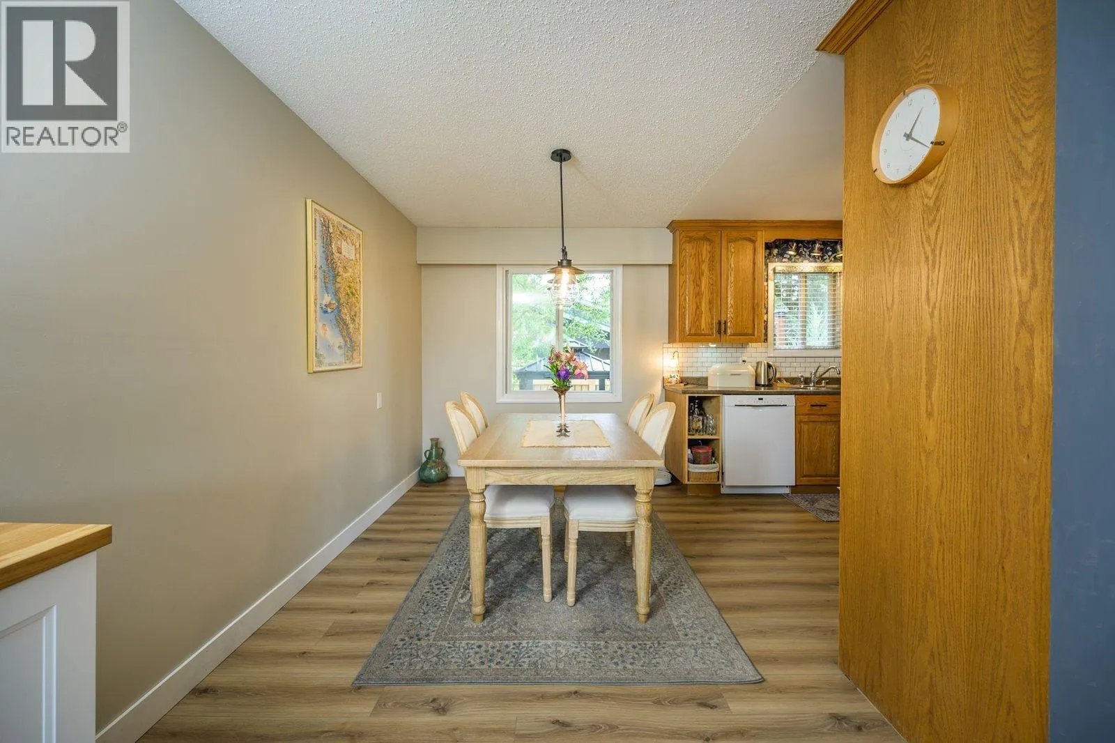 5905 RIDEAU DRIVE
