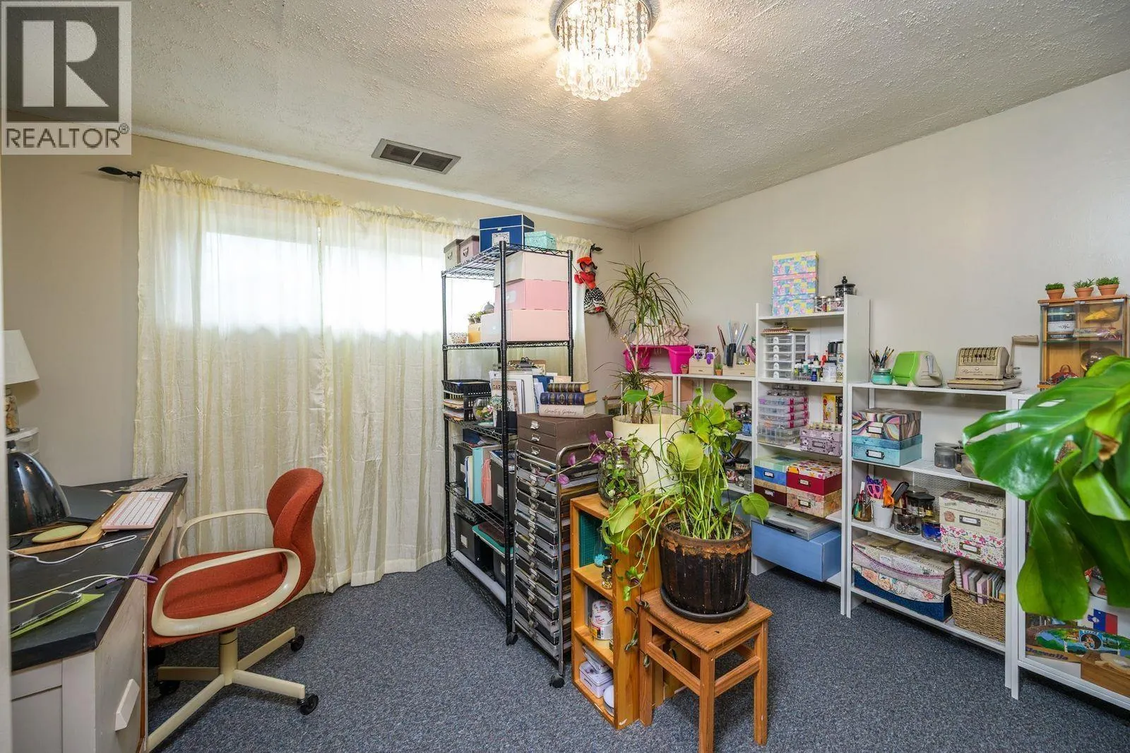 5905 RIDEAU DRIVE