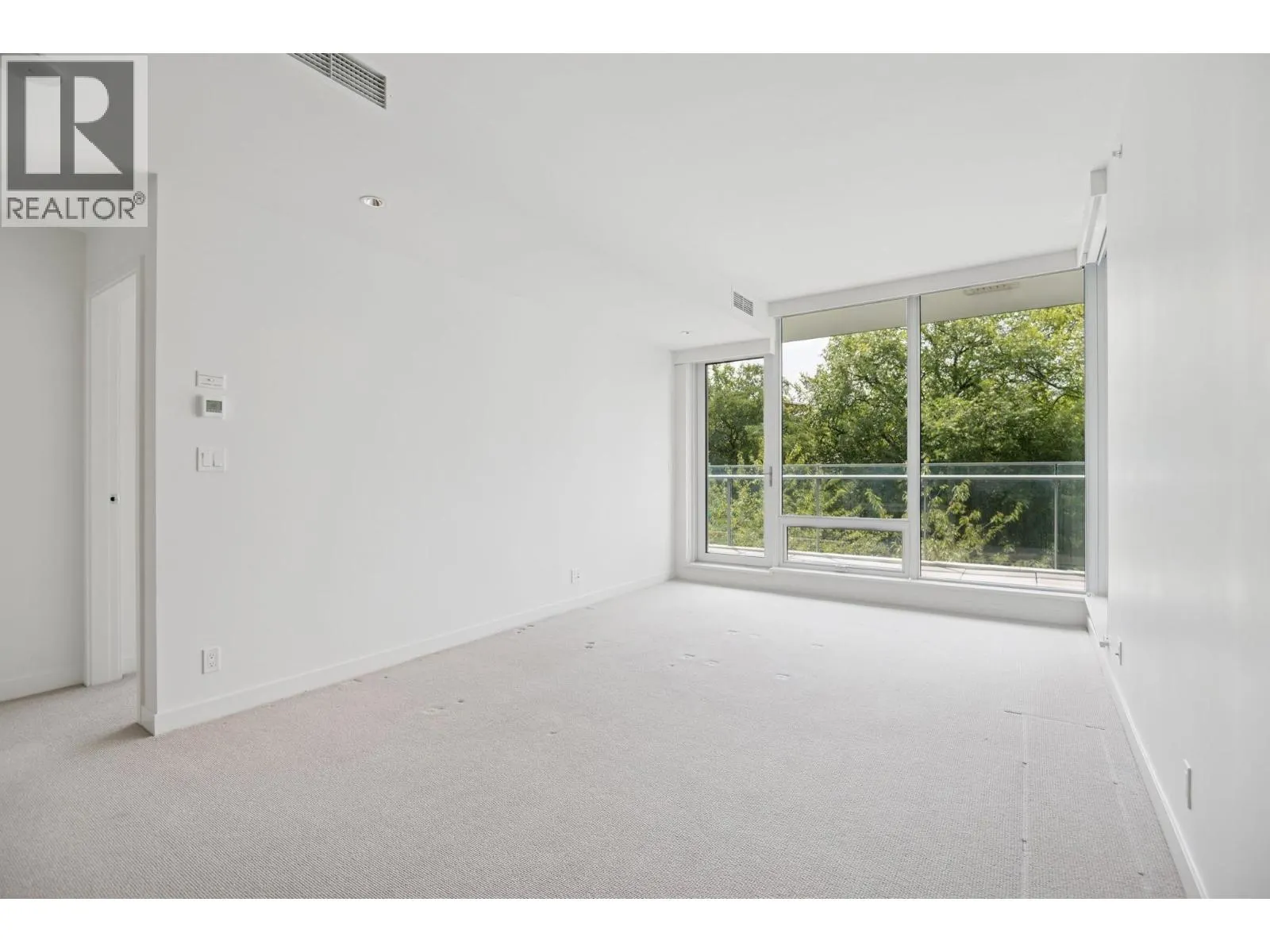 206 6611 PEARSON WAY
