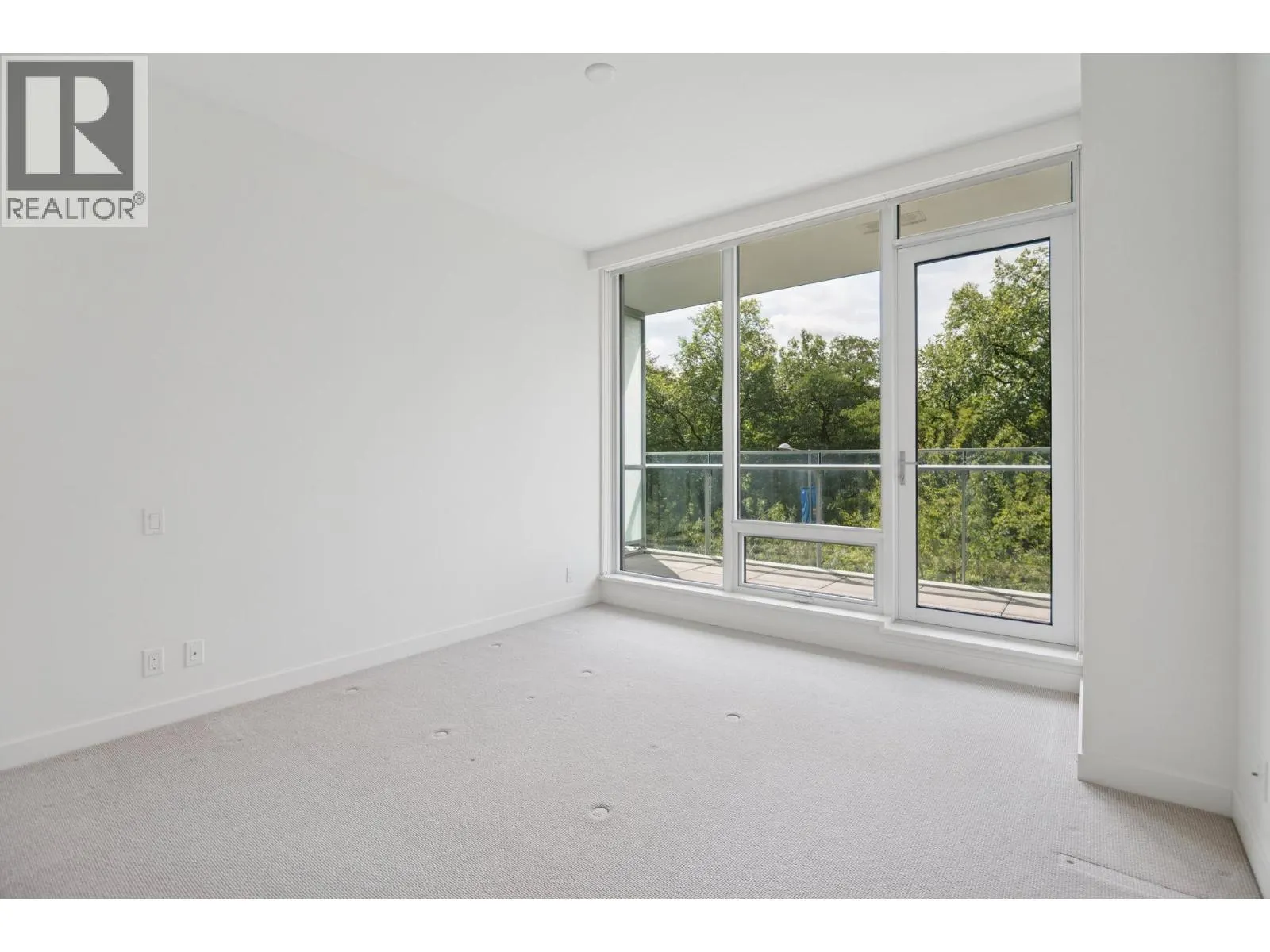 206 6611 PEARSON WAY