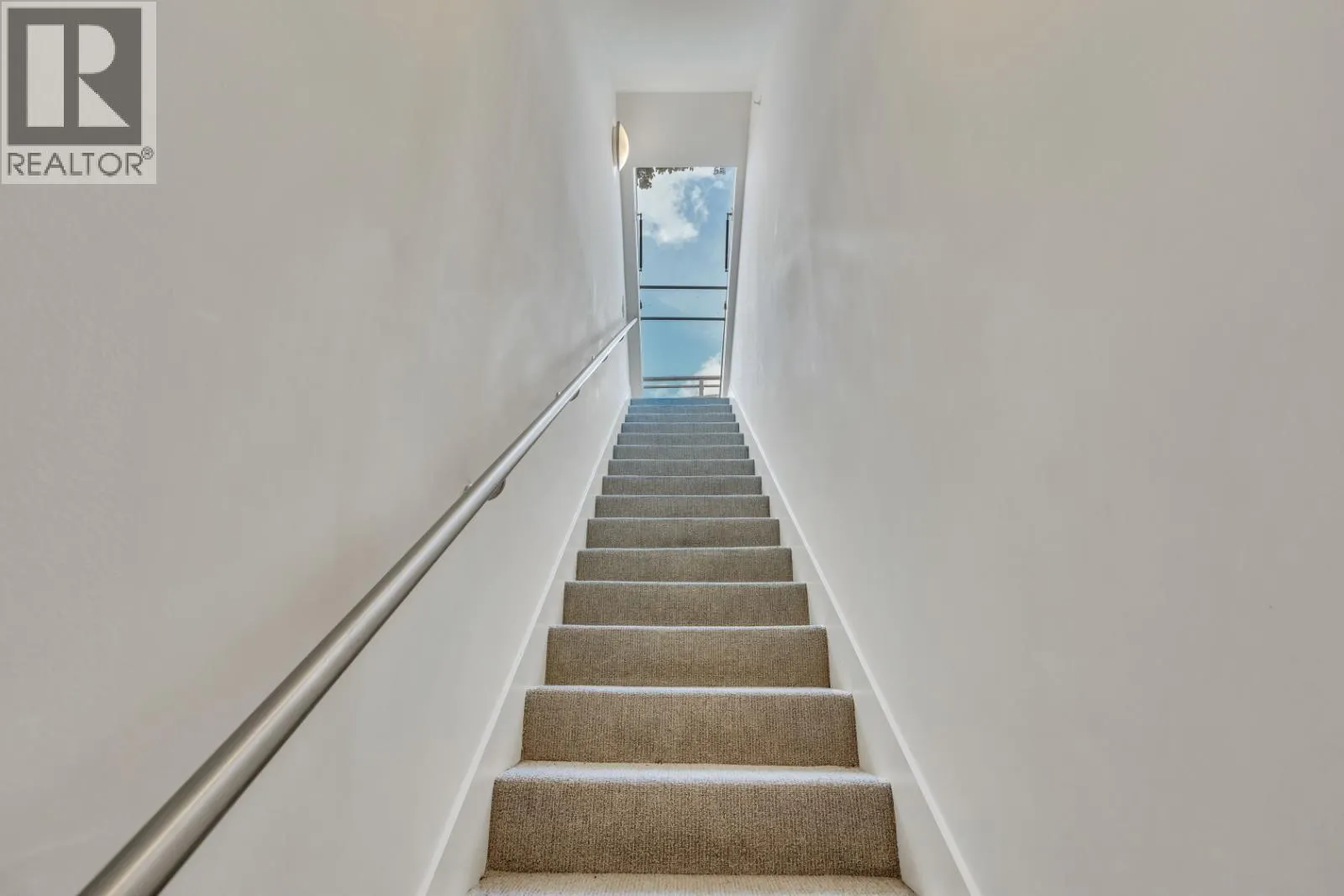 1801 111 E 1ST AVENUE