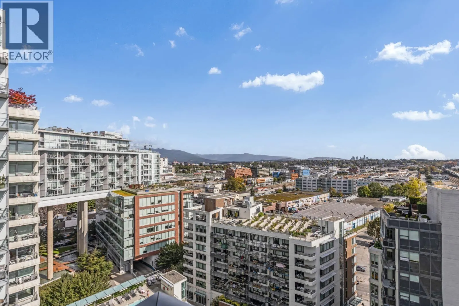 1801 111 E 1ST AVENUE