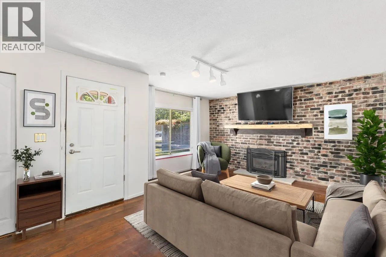986 PORTER STREET