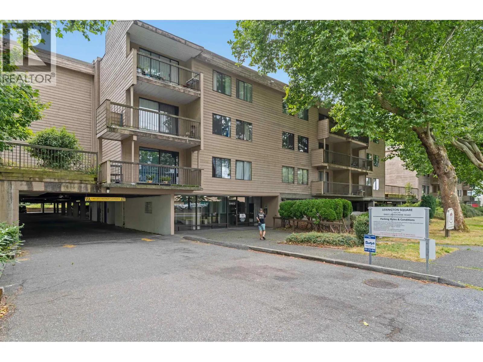 126 8460 LANSDOWNE ROAD