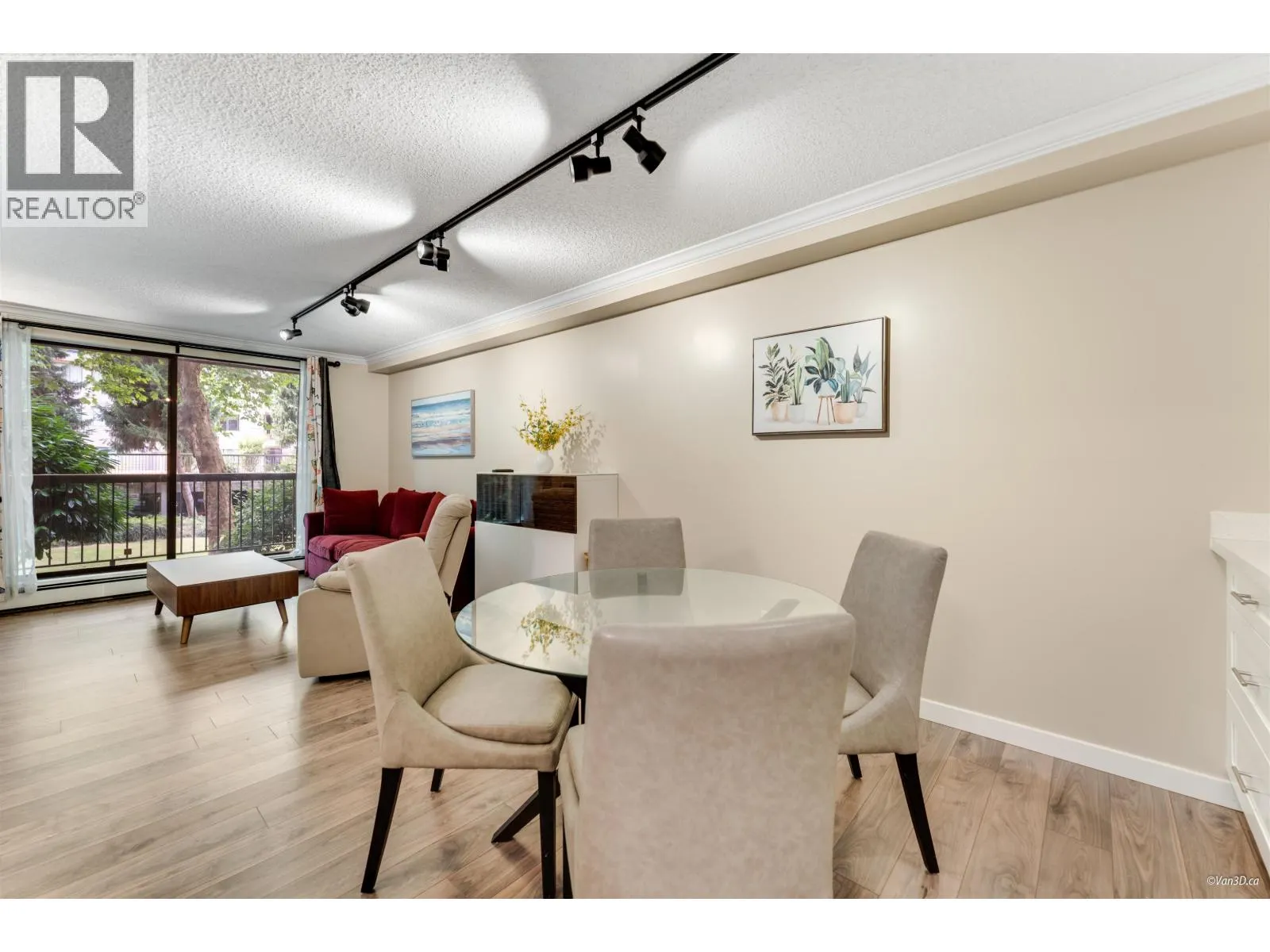126 8460 LANSDOWNE ROAD